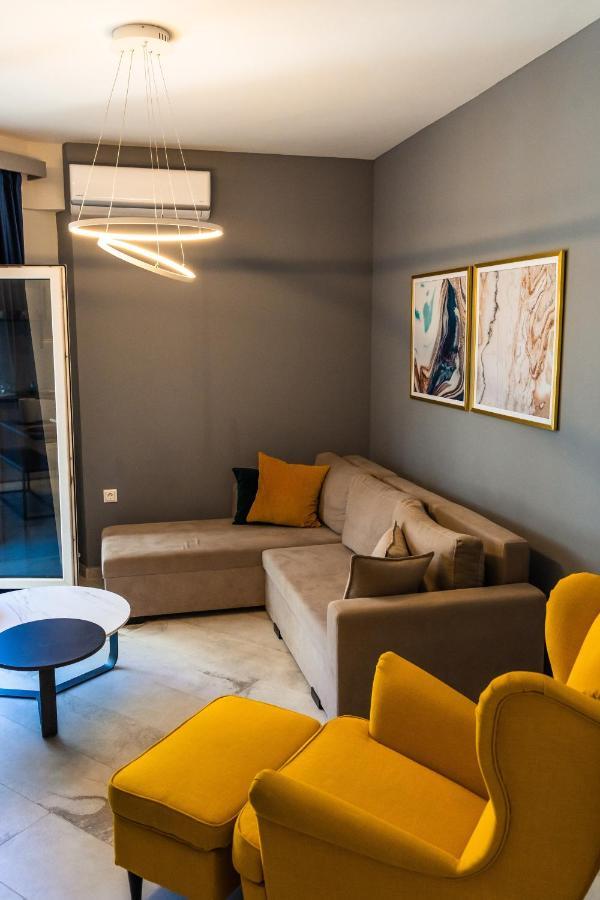 Cozy Modern Apartment Inside The City Center Thessaloníki Exteriör bild